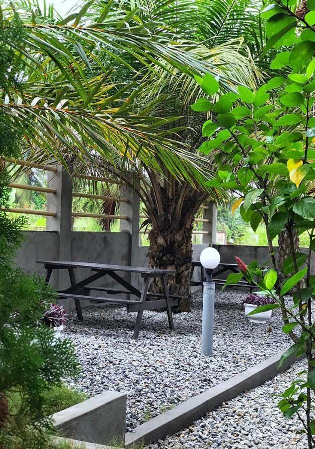 推特天堂住宿加早餐旅馆 Ampeni 外观 照片